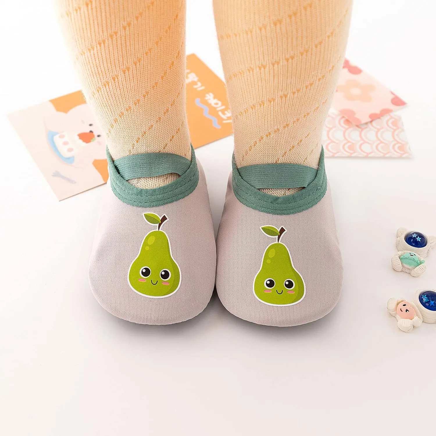 Children Infant Infant Shoes Spring and Summer Boys and Girls Flat Bottoms Slip On Soft Comfortable Simple Design Cartoon Fruit Pattern Footy Shoes for Girls