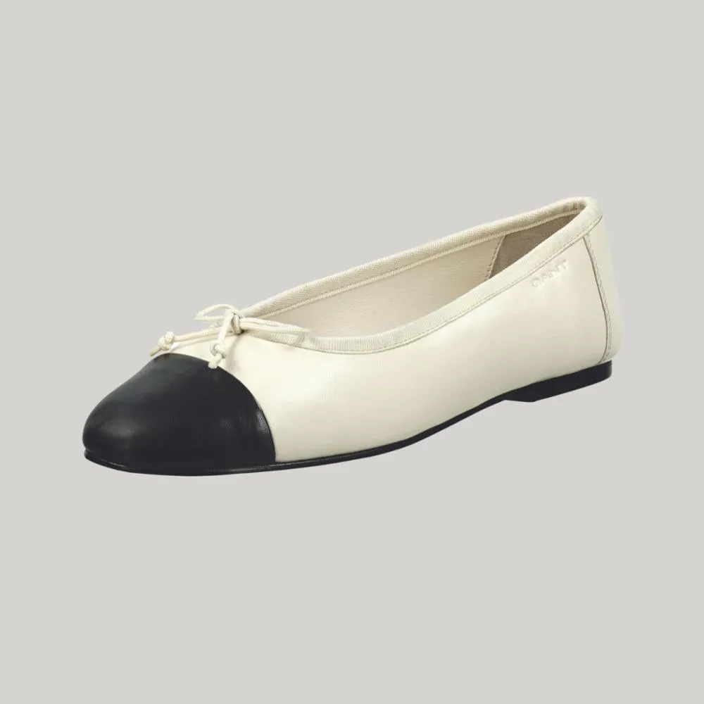 Gant Footwear  Women's Chadii Ballerina White M