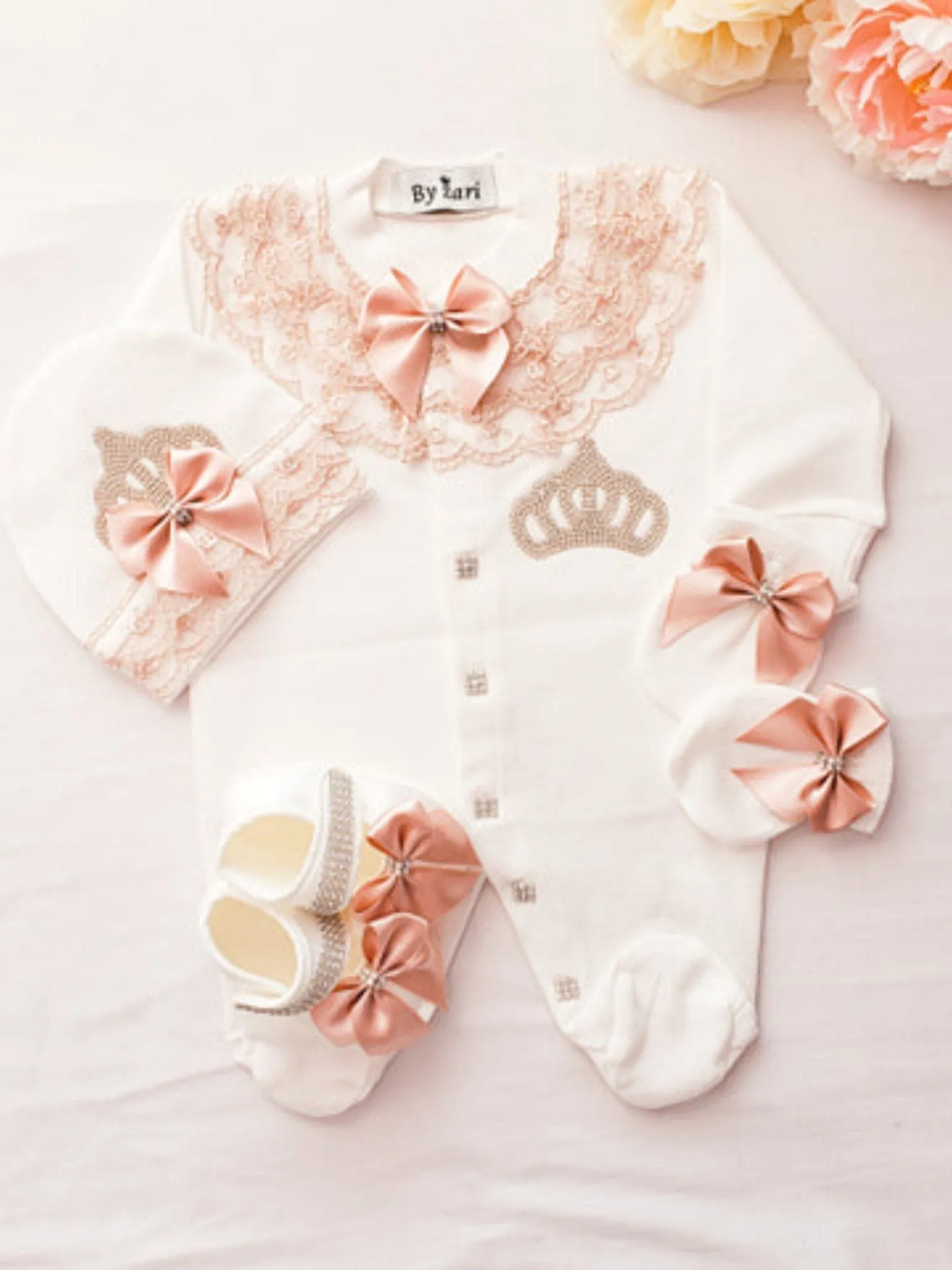 Peach lace Outfit