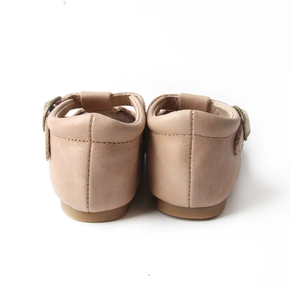 Riley T-Straps -  Oil Waxed - Vanilla Scalloped