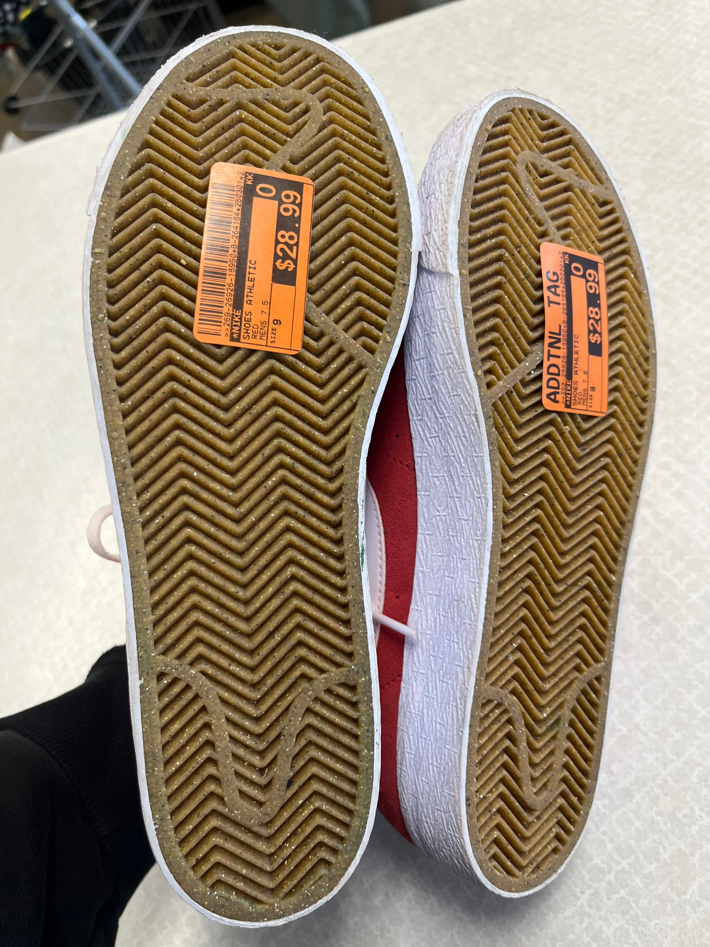 Shoes Athletic By Nike In Red, Size:9