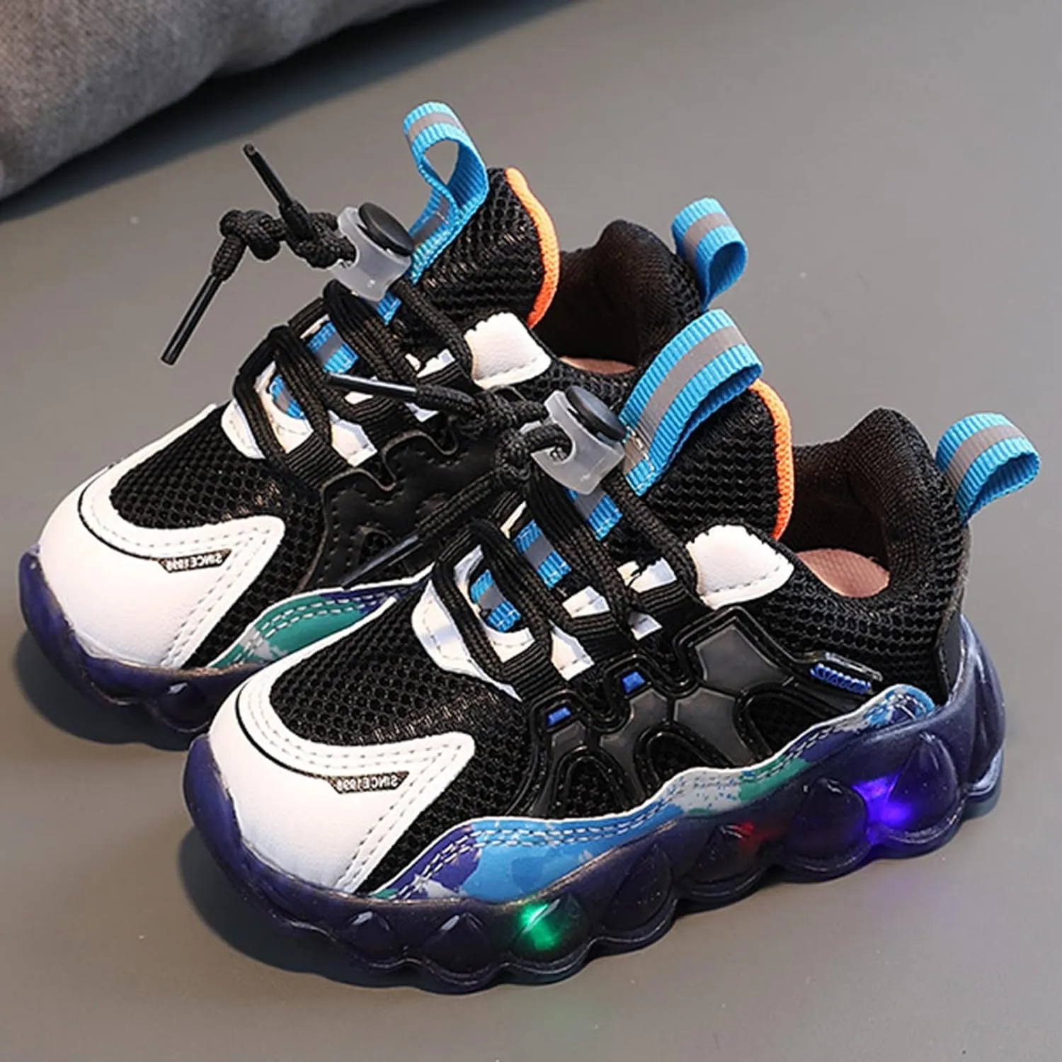 Sneakers for Girls Boys LED Light Up Luminous Lace Up Sneakers Breathable Lightweight Comfortable Sole Walking Shoes