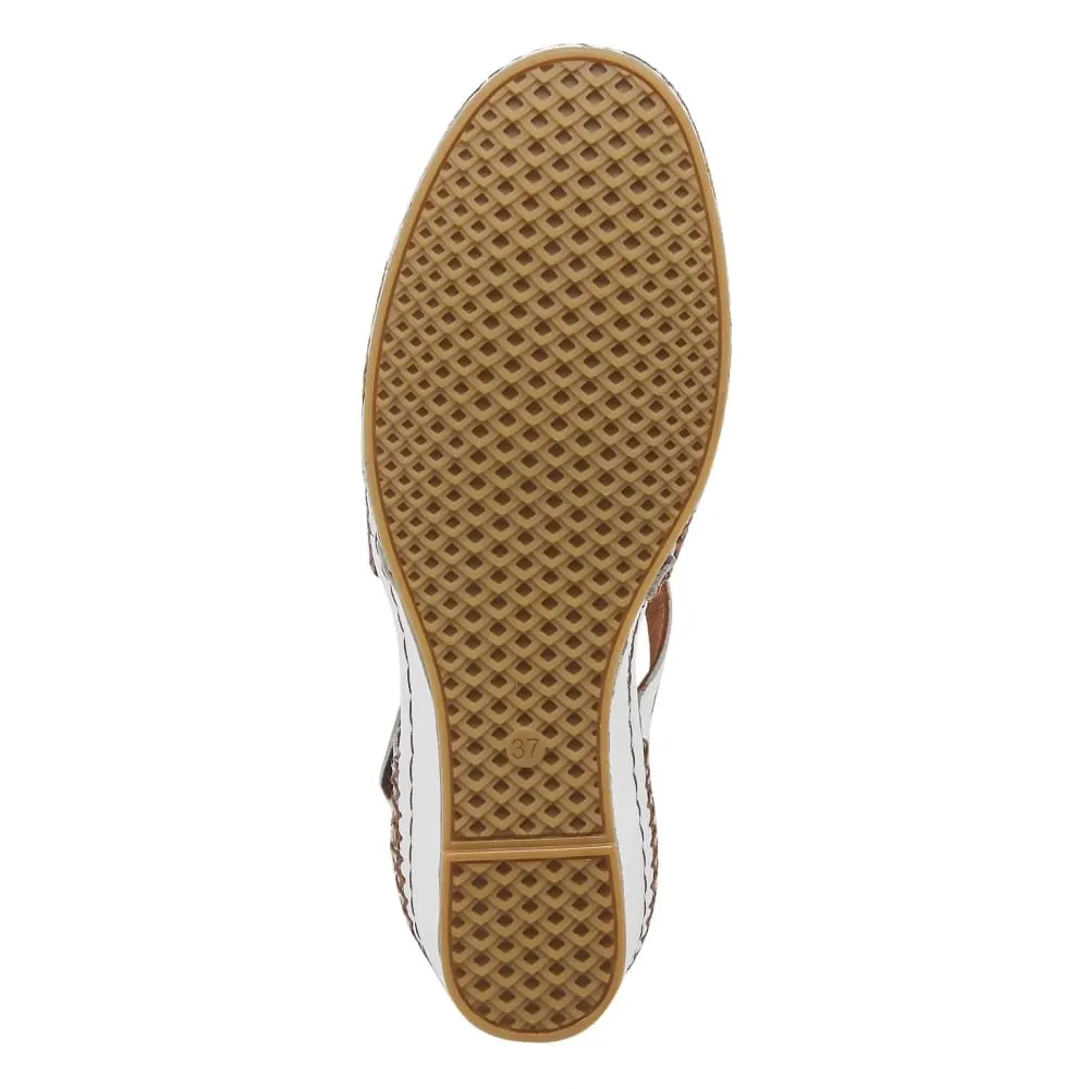 Spring Step Shoes Irin Women's Casual Leather Flat Shoes