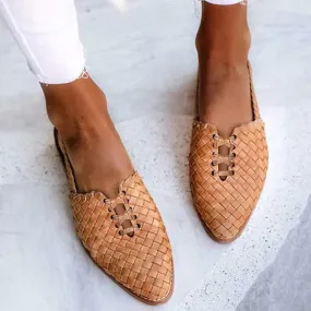 Women's Pointed-Toe Woven Flat Sandals 41078666C