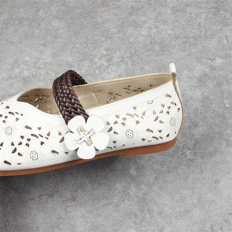 Women's Summers Flower Decoration Hollow Hole Flat Sandals